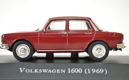 Imagem 1 de 3 de Miniatura Vw 1600 Zé Do Caixão Escala 1/43 Inesqueciveis