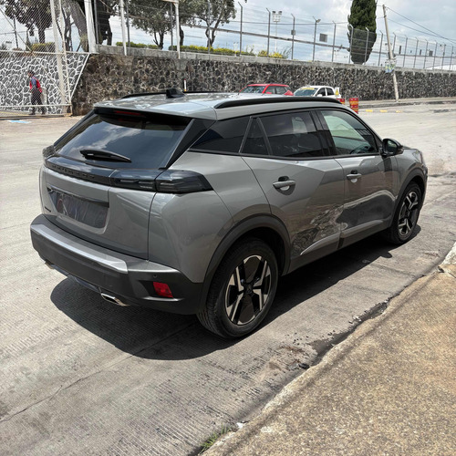 Peugeot 2008 1.2 Suv allure / allure pack 5p At