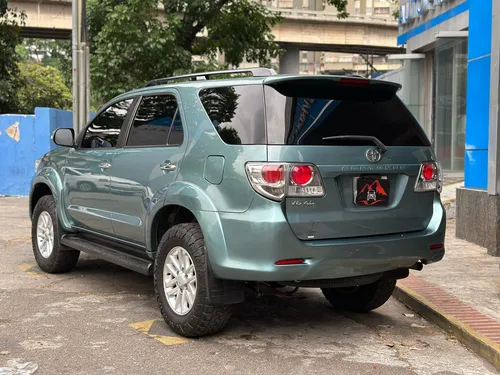 Toyota Fortuner 2012 Automático