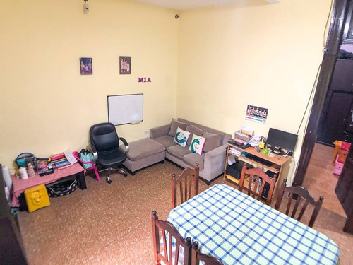 Venta De Casa En Parque Chacabuco