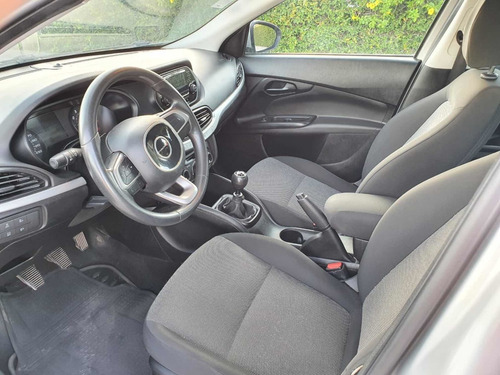 Imagen 6 de 8 de Dodge Neon 2017 1.4 Se Mt