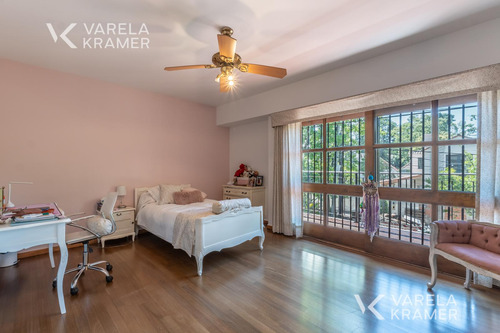 Casa En Venta En Martínez