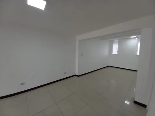Local En Arriendo En Primer Piso En La Av Santander/manizales (279062295).