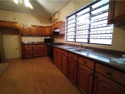 Casa En Venta, Valencia, Urb Trigaleña Em-8370321