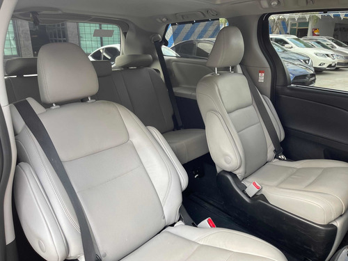 Imagen 10 de 14 de Toyota Sienna 2020 3.5 Limited At
