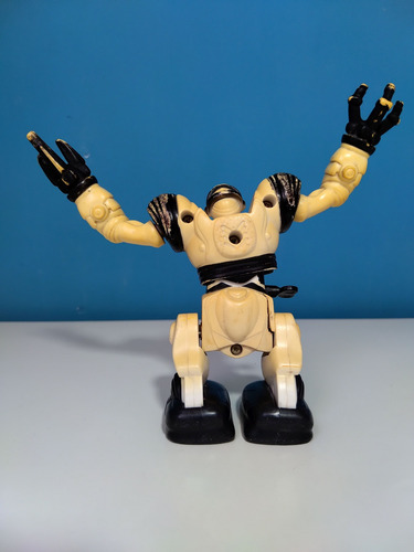 Muñeco Robosapiens Wow Wee Mc Donalds 2005 (Usado)