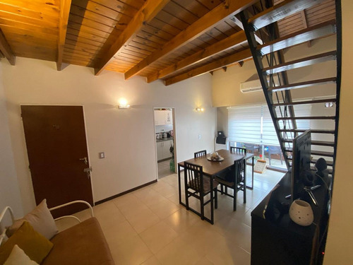 Departamento C/ Balcón Y Cocheras-luz Avell Centro