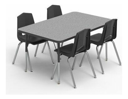 Mesa Escolar Con 4 Sillas De Fabricación Americanas.