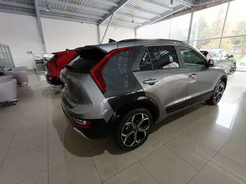 Kia Niro Hibrida Zenith Modelo 2026, Entrega Inmediata, Bono