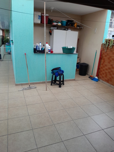 Casa 4 Cômodos Com Edicula Com 2 Cômodos Ótima Localização