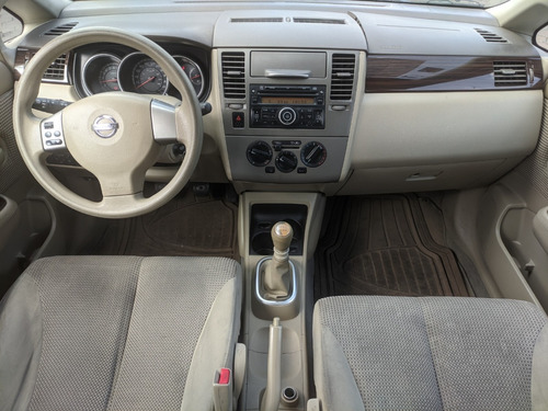Imagen 11 de 15 de Nissan Tiida 2011 Emotion Tm