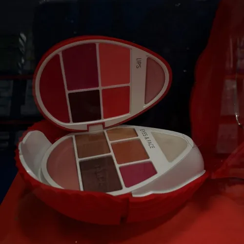 Pupa Whale Set De Maquillaje Kit De Sombras Labiales Rubor Pupa Whale Set De Maquillaje Kit De Sombras Labiales Rubor