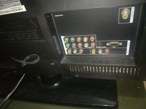 Imagen 3 de 6 de Televisor Pantalla Plana Haier 27 Lcd