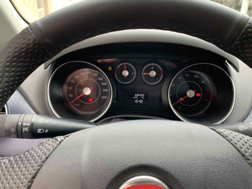 Fiat Punto 1.4 Attractive Flex 5p 2013 - Sem Ar-condicionado