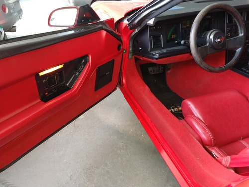 Imagem 8 de 13 de Chevrolet Corvette
