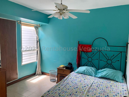 Indispensable Oportunidad Con Multiples Areas Sociales - Piscina - La Boyera // Luis Gomez // Mls #24-14375