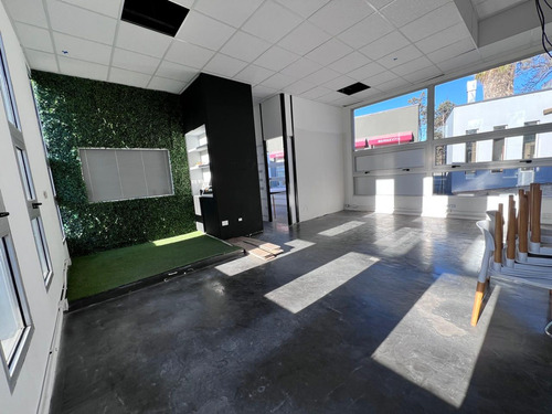Alquiler Oficinas 50m2.parque Leloir