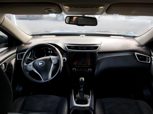 Nissan X-Trail 2.5 Advance 2 Row Mt