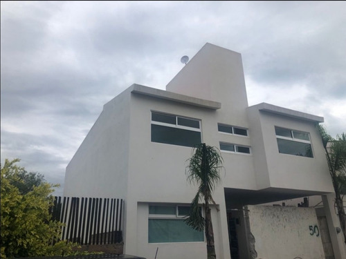 Imagen 1 de 14 de Venta Casa Real Del Bosque