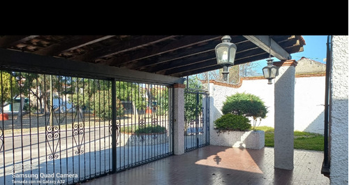 Se Vende Casa Una 1 Planta.arboledas 2secc Celaya