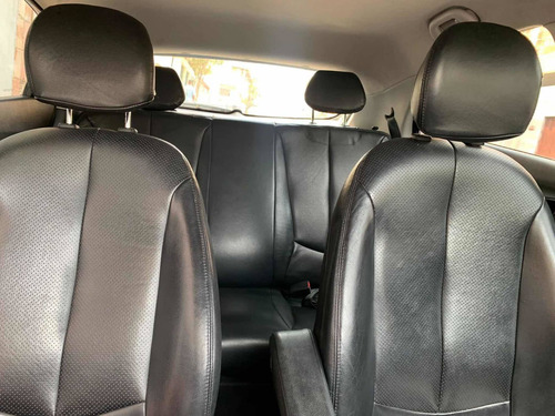 Imagem 4 de 6 de Hyundai Hb20x 2015 1.6 Style Flex Aut. 5p