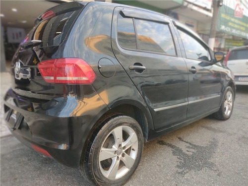 Imagem 4 de 10 de Volkswagen Fox 1.0 Mi Trendline 8v Flex 4p Manual