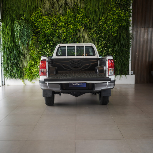 Toyota Hilux Pick-Up 2.4 Cs Dx 150cv 4x4
