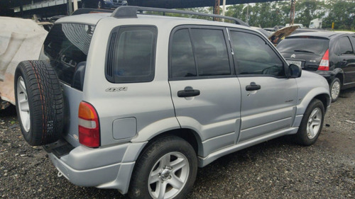 Imagem 2 de 5 de Sucata Chevrolet Tracker 2.0 4x4 Diesel 2003 Motor Peugeot