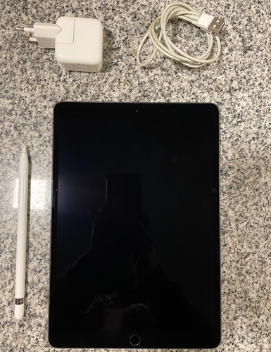 iPad Apple Air 3rd Generation + Pencil (1° Gen) - Usado 