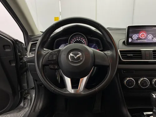 Mazda 3 2.0 Touring