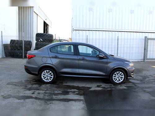 Fiat Cronos 1.8 AT DRIVE