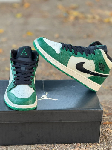 Jordan Retro 1 Mid Pine Green#8