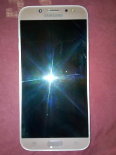 Vendo O Cambio J7 Pro Con Defecto