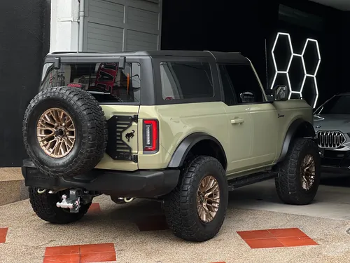 Bronco Coupe Sasquash