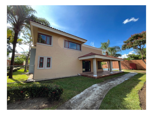 Imagen 15 de 30 de Casa En Venta/renta Con Terreno De 2,600 M2 Con Entrada Dire