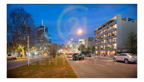 Imagen 2 de 7 de Local Comercial En El Microcentro Por Excelencia De Pocitos Nuevo.