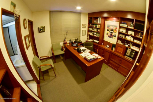 Vendo Comercial En Santa Barbara(bogota) Mls 21-159