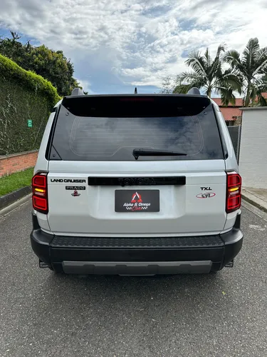 Toyota Prado Txl 2.4 Gasolina First Edition