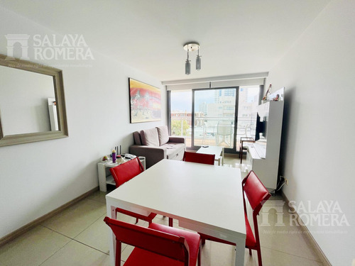 Venta - Departamento De Un Dormitorio Y Medio En Edificio Onix Sap5982740