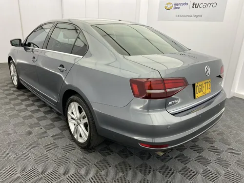 Volkswagen Jetta Highline
