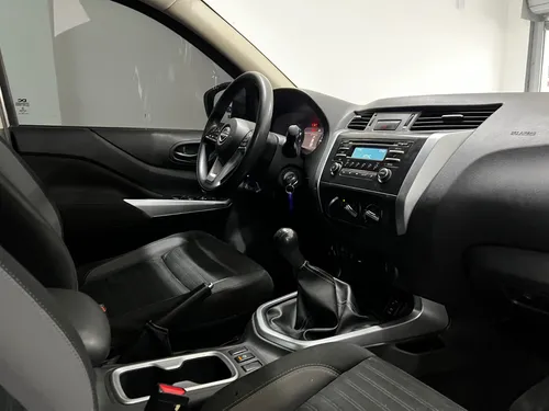 Nissan Frontier 2.5l Mecánica Diésel