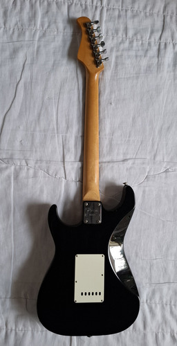Guitarra Charvel Cx 291 Japonesa Diestro Negro Palisandro (Usado)