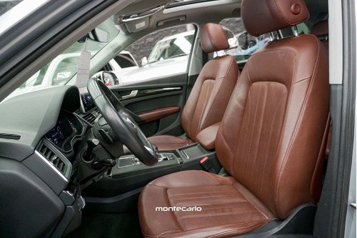 Audi Q5 2.0 L4 Dynamic S-Tronic At