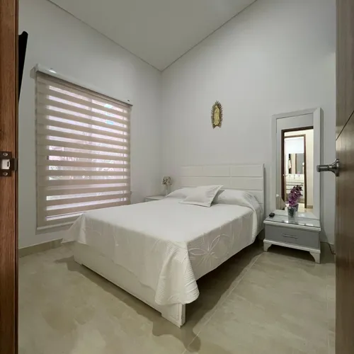 Casa En Arriendo En Vilas Verdes. Cod A8014639