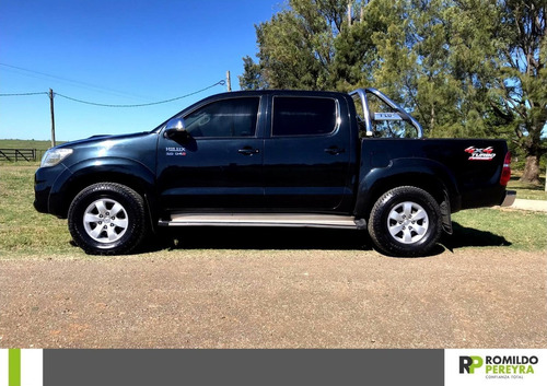 Toyota Hilux 3.0 Cd Srv Cuero Tdi 171cv 4x4 4at 2012