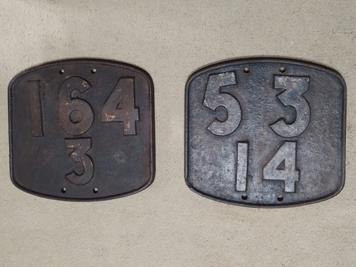 Placas Fundicion Mojones Del Ferrocarril Antiguas 31.5cm. (Usado)