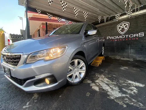Peugeot 301 1.6 Allure At