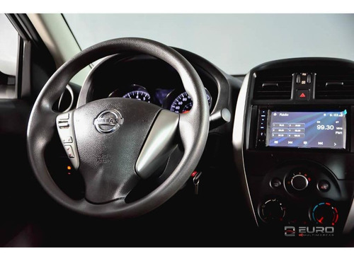 Imagem 13 de 15 de Nissan Versa 1.6 Sv