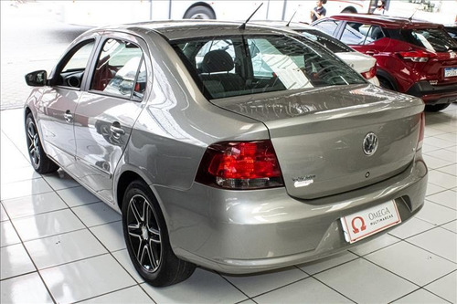 Imagem 6 de 11 de Volkswagen Voyage 1.6 Mi City 8v
