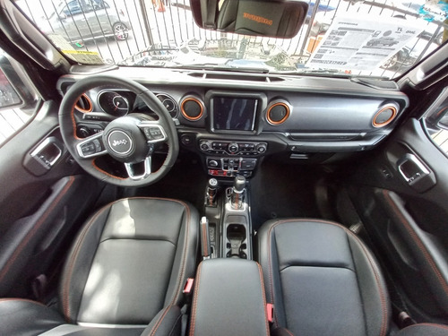 Imagen 10 de 13 de Jeep Jt Mojave 2021
